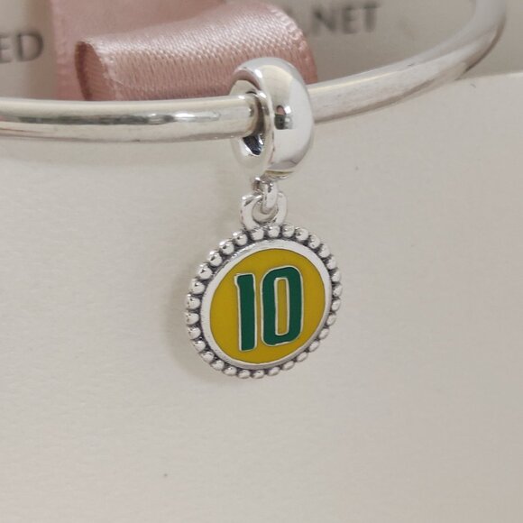 Rare Pandora Neymar Pelé Brazil Exclusive Futból Soccer Jersey 10 Charm - Picture 1 of 6